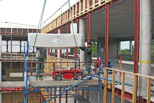 Electric plasterboard trolley